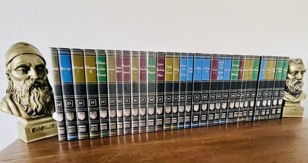 complete set of Britannica Encyclopedia 1988