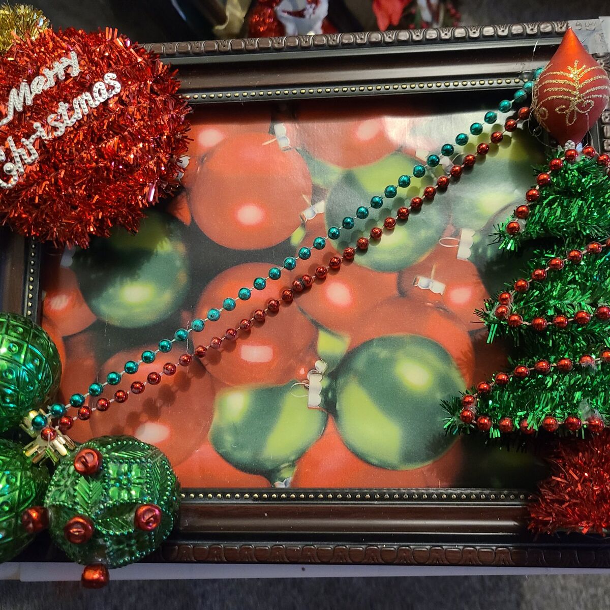 #12 Ornaments with Tree Decoration 11x13.5