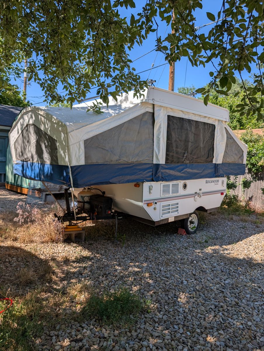 1999 Rockwood Freedom Pop-up Camper
