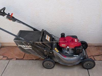 Honda Commercial Mower Gas