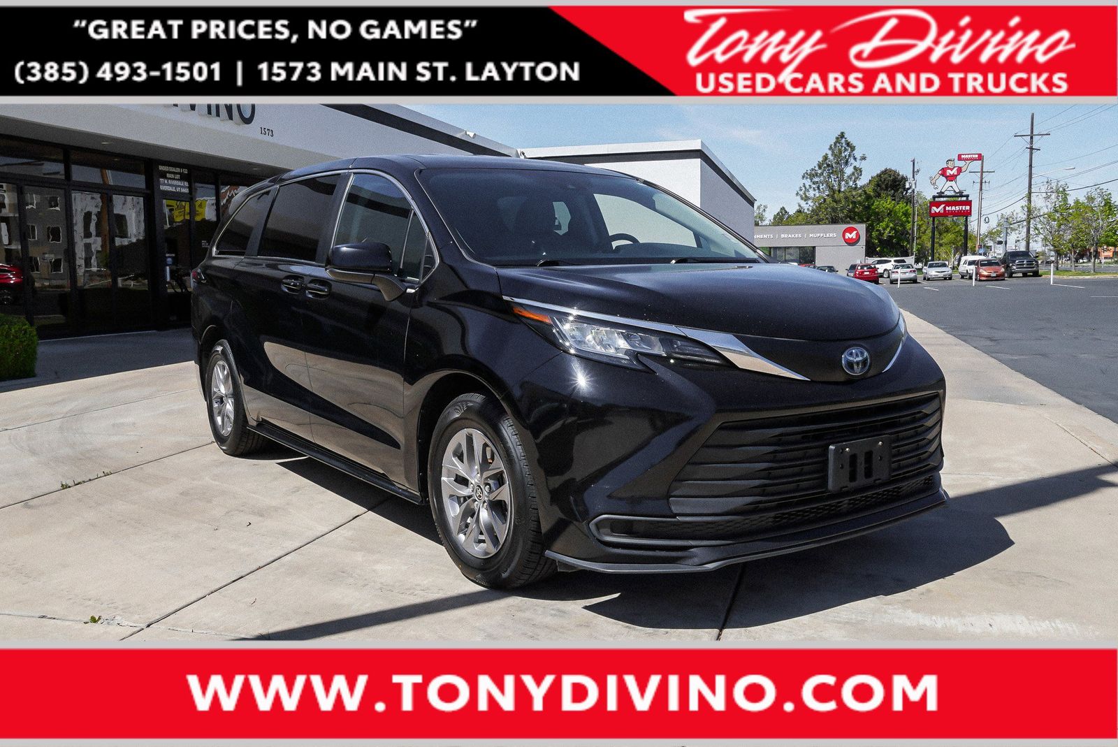 2023 Toyota Sienna LE 8-Passenger