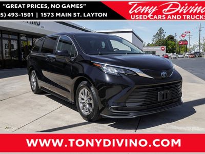 2023 Toyota Sienna LE 8-Passenger