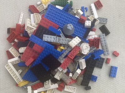 Vintage 1970's Legos Lot of 325