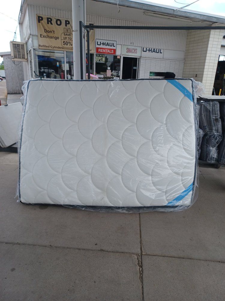 New Queen Size Mattress, Still in Packaging