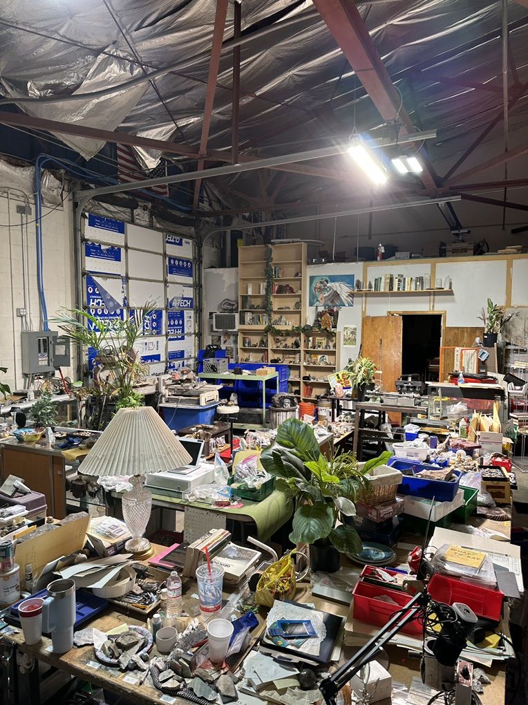 Main image 4