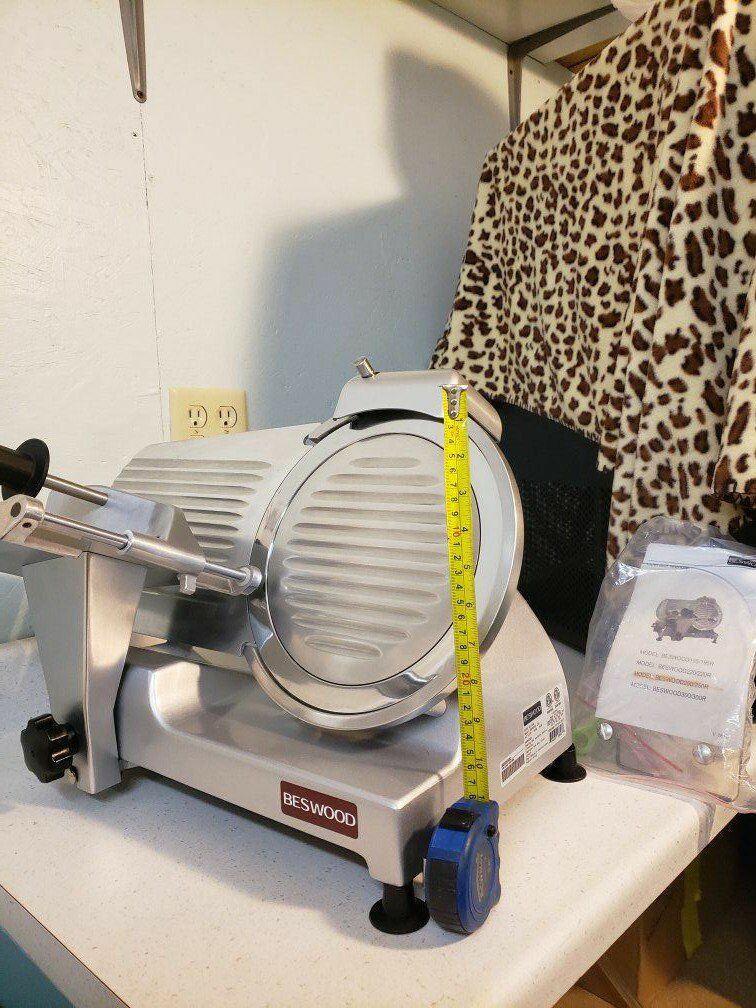 Beswood 25 meat slicer. pro quality. Great.