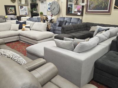#sectionals #dresser #reclinersofa #couch #decor