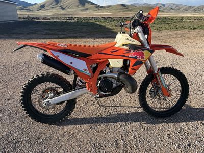 2025 KTM 300 XC W Champion Edition