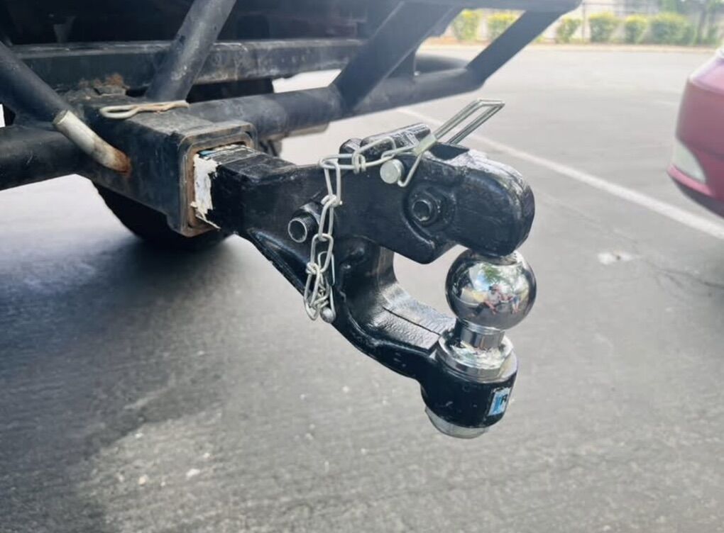 Reese 2 Ball and Pintle Hitch