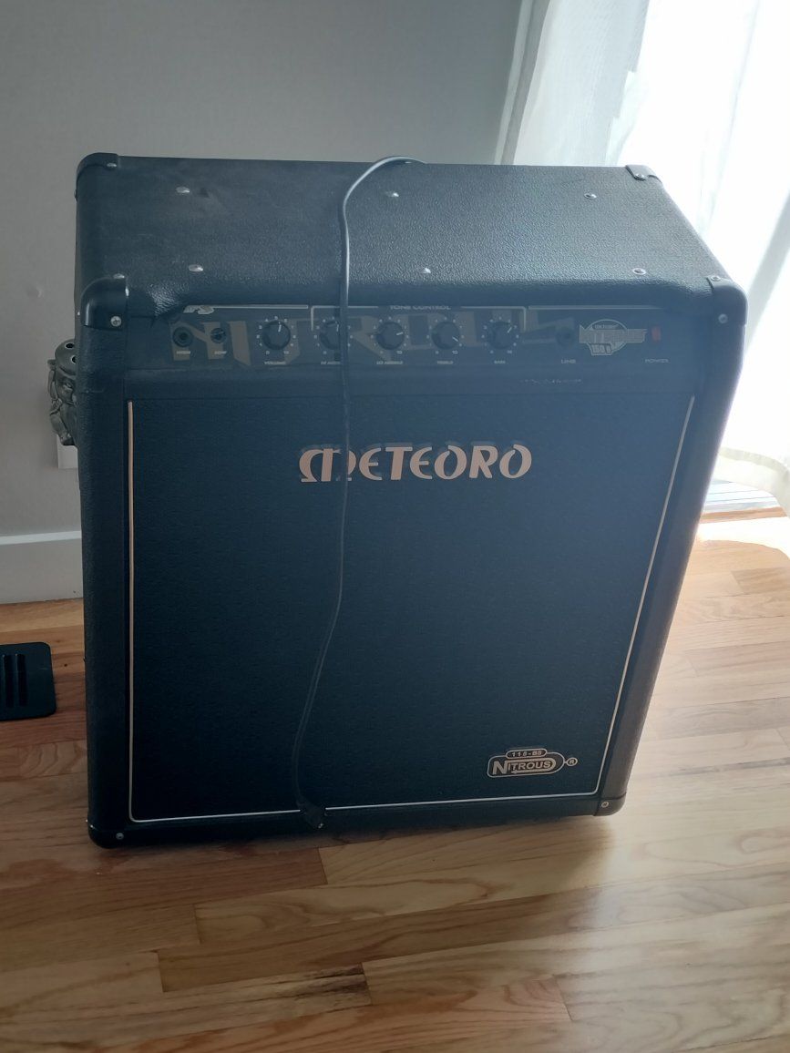 Meteoro Nitrous Drive G100 Guitar Amp Combo Amplifier with Overdrive