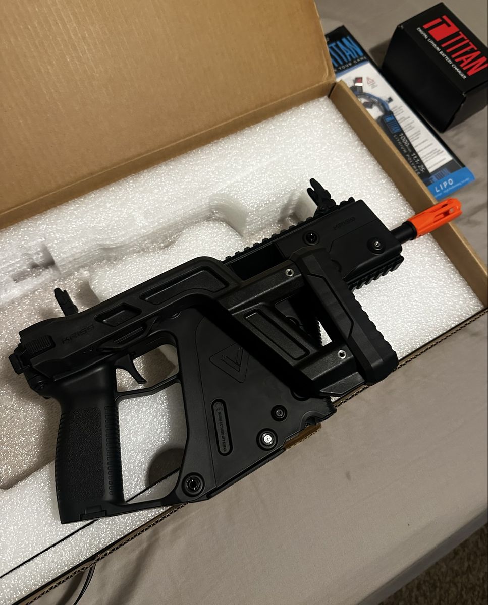 Main image 3