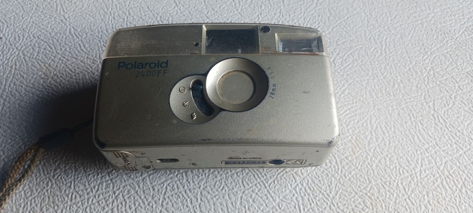 Polaroid 2400FF