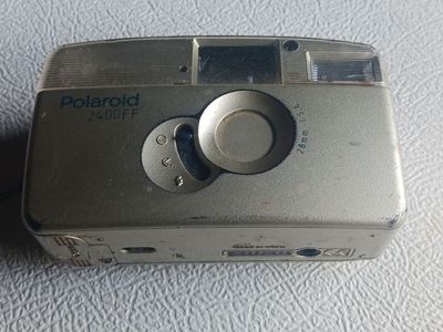 Polaroid 2400FF