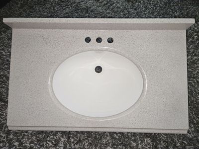BRAND NEW Bathroom sink top. 31" x 19"