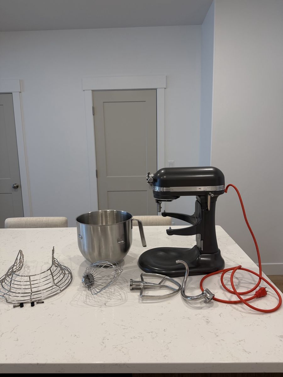 KitchenAid KSM8990 Commercial 8-Quart Bowl-Lift Stand Mixer