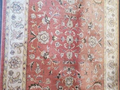 Traditional Floral Design 10x8 Area Rug - Red and Beige