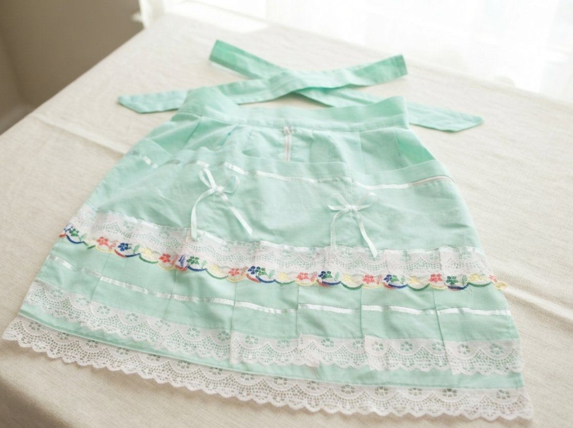 Hand,Stitched Mint Green Hostess Apron with Pockets & Floral Lace