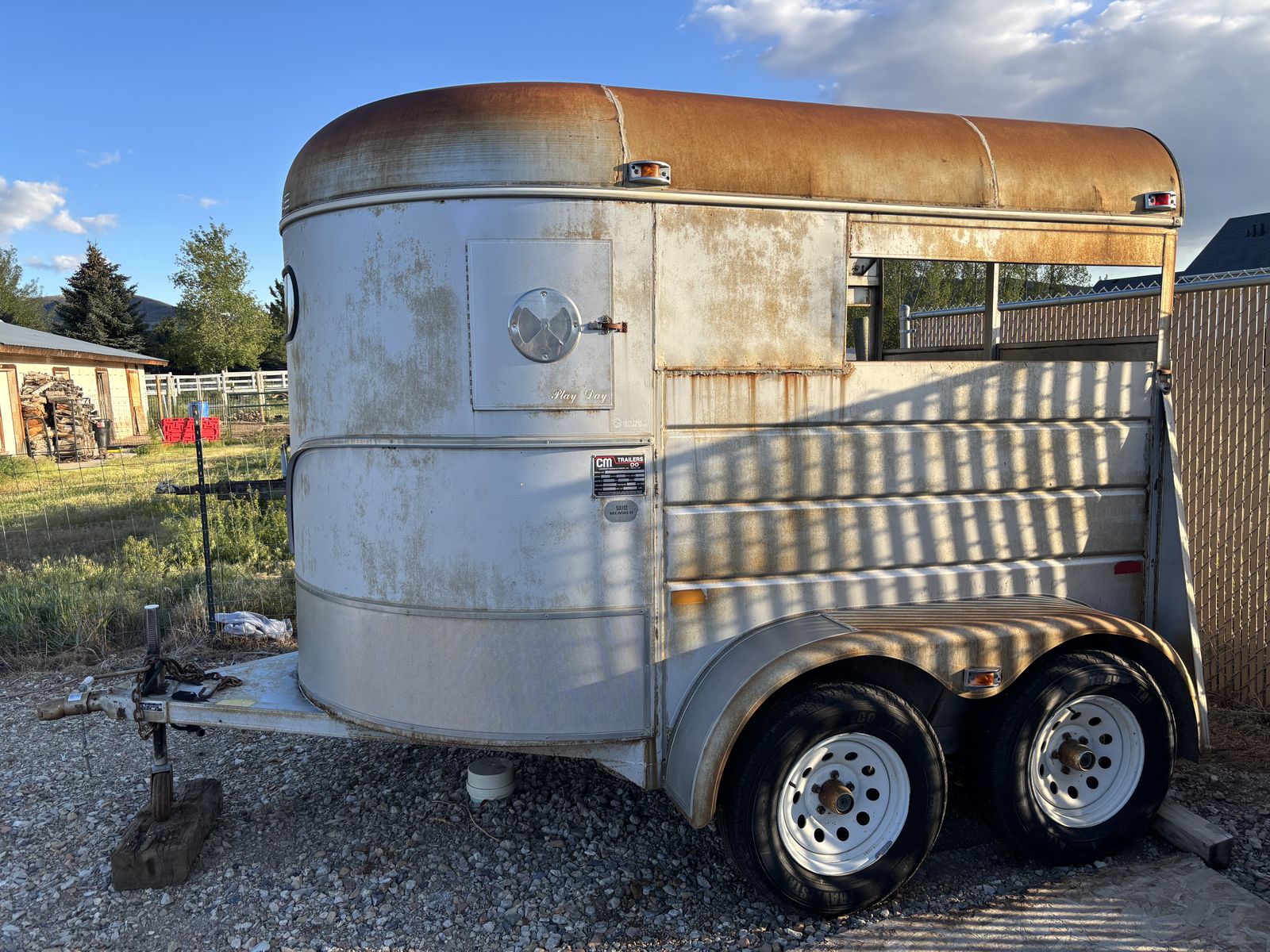 1994 CM Trailers 2 Horse Trailer