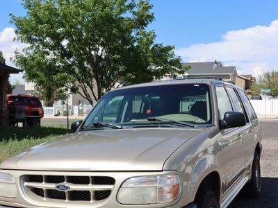 2000 Ford Explorer