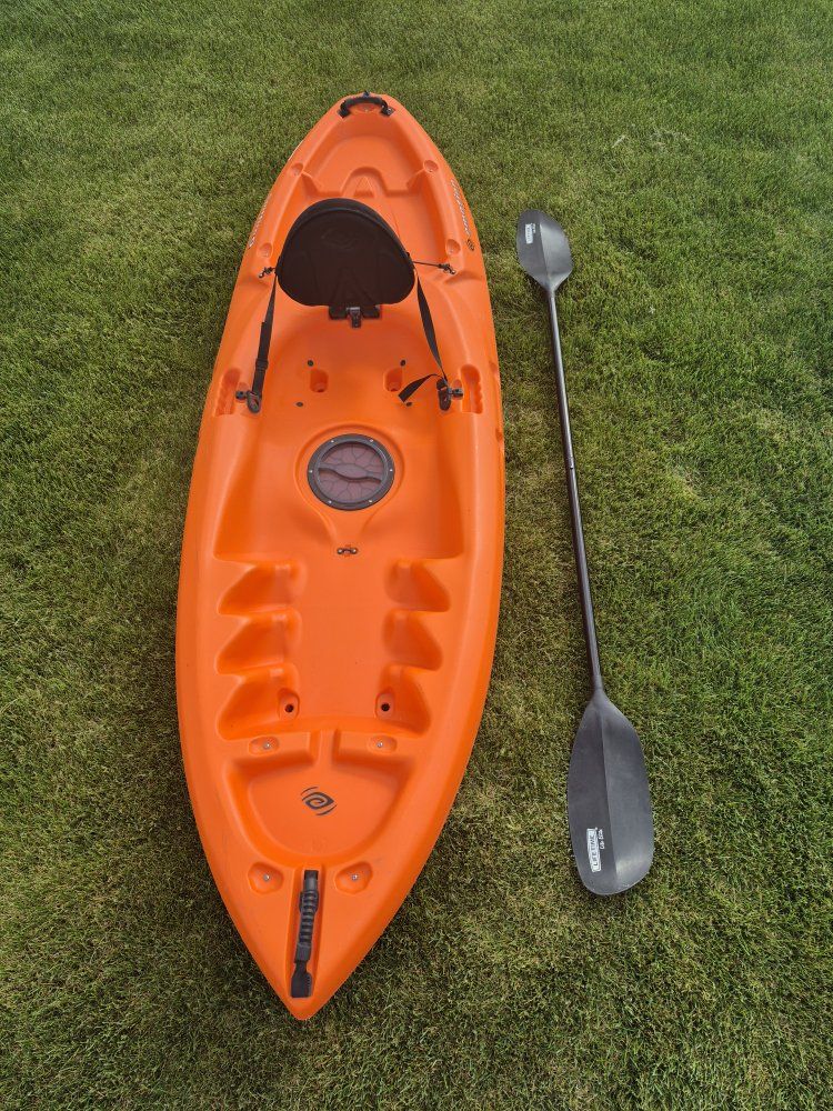 Emotion Kayaks Spitfire 9