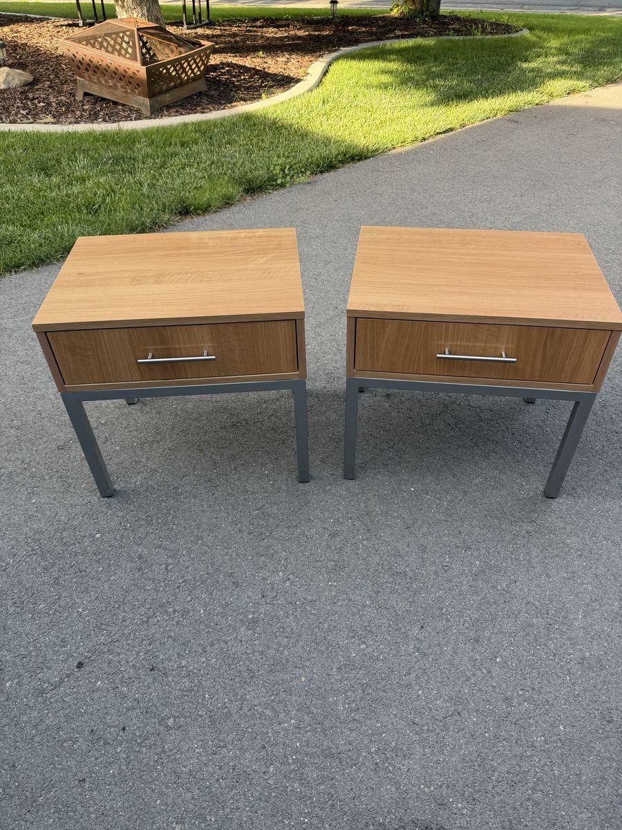 KLEM Jasper Group Commercial Hospitality Nightstands – Matching Pair