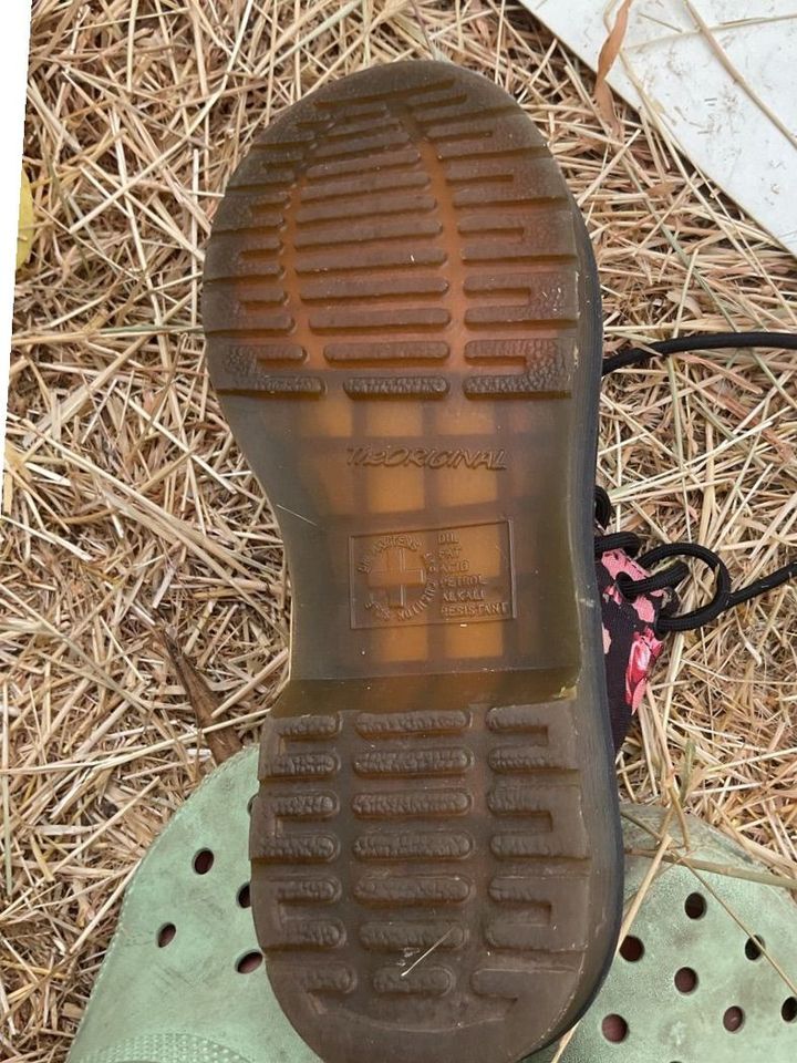 Main image 2