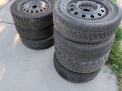 Used Hankook Winter I*Pike 195/60R15 88T Tires on Steel Rims (Set of 7)
