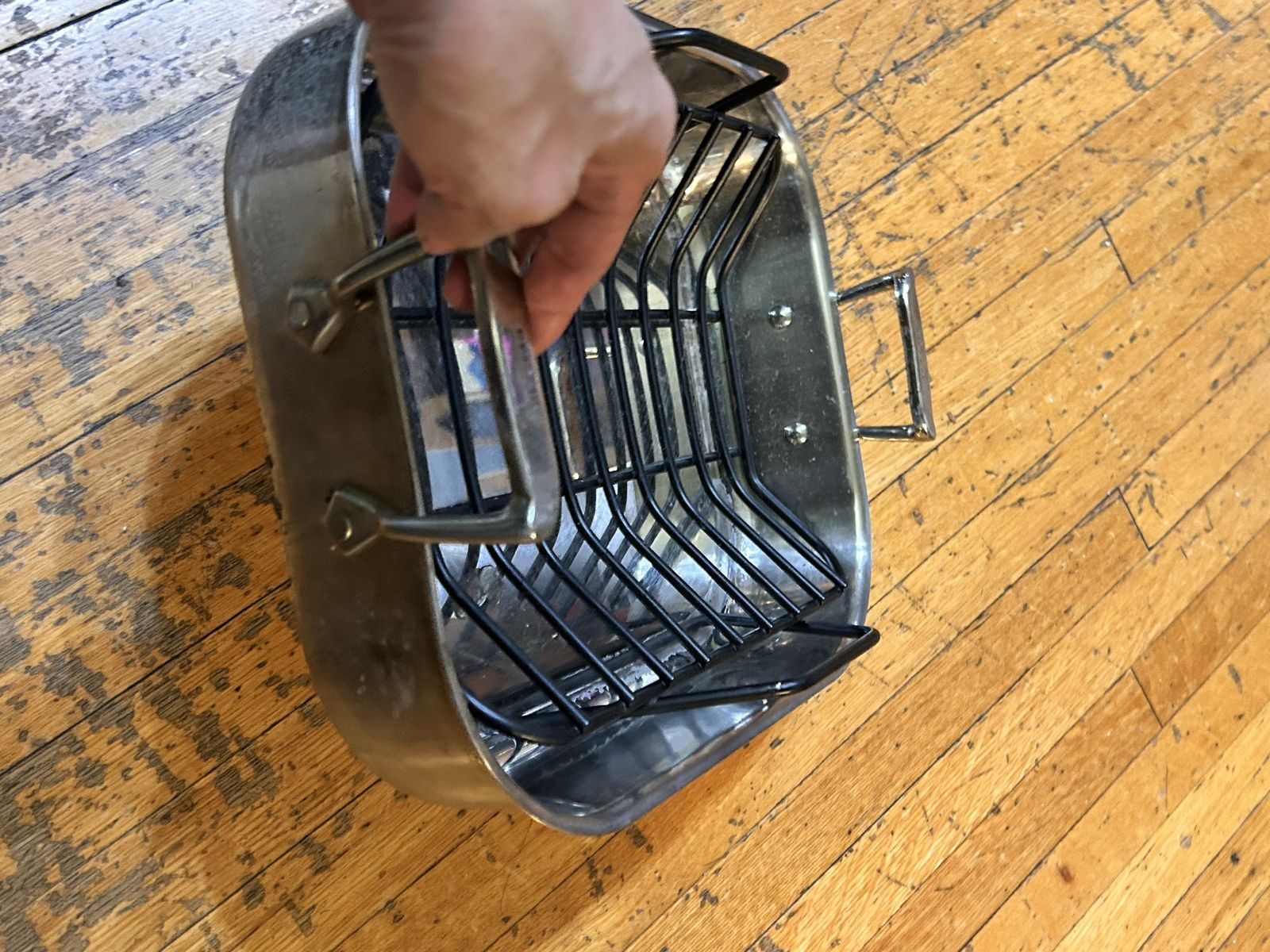 Main image 5