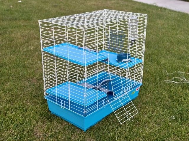 Large Multi-Level Kaytee Pet Habitat