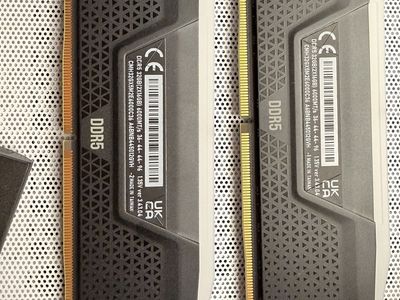 Corsair Vengeance RGB DDR5 32GB (2 x 16GB) 6000MT/s CL36 Desktop Memory
