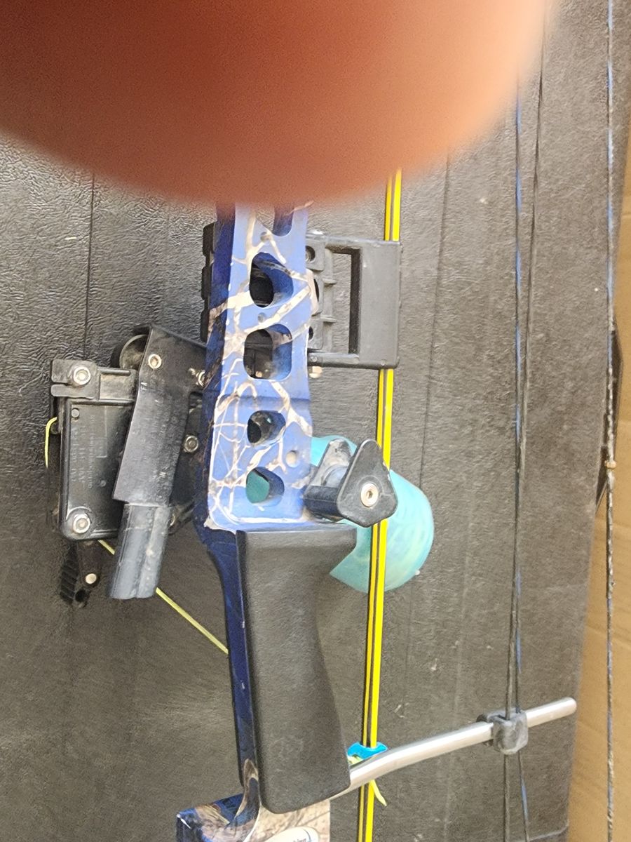 Main image 7