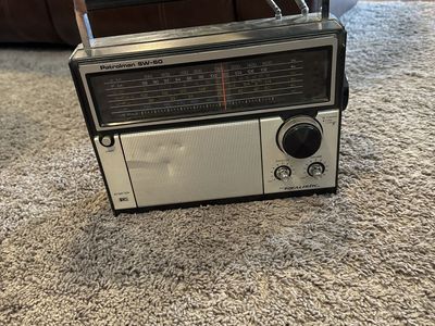 Vintage Realistic Patrolman SW-60 Portable Multi-Band Radio