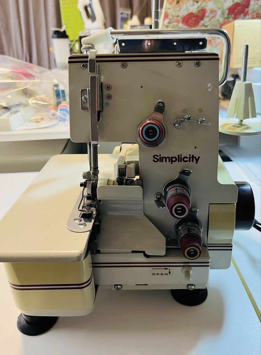 Simplicity three spool serger 