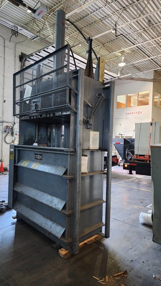 Global Equipment Inc. Model C 10HP Industrial Baler, 460V 3-Phase