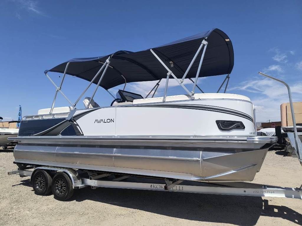 2026 Avalon LSZ Elite Windshield 23 FT