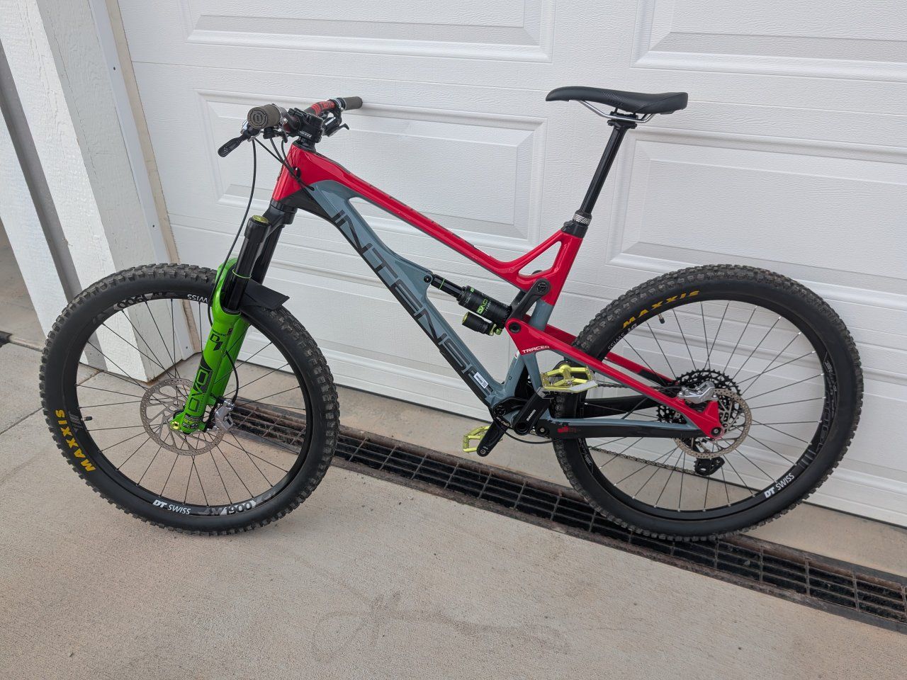 2019 Intense Tracer Like New Large
