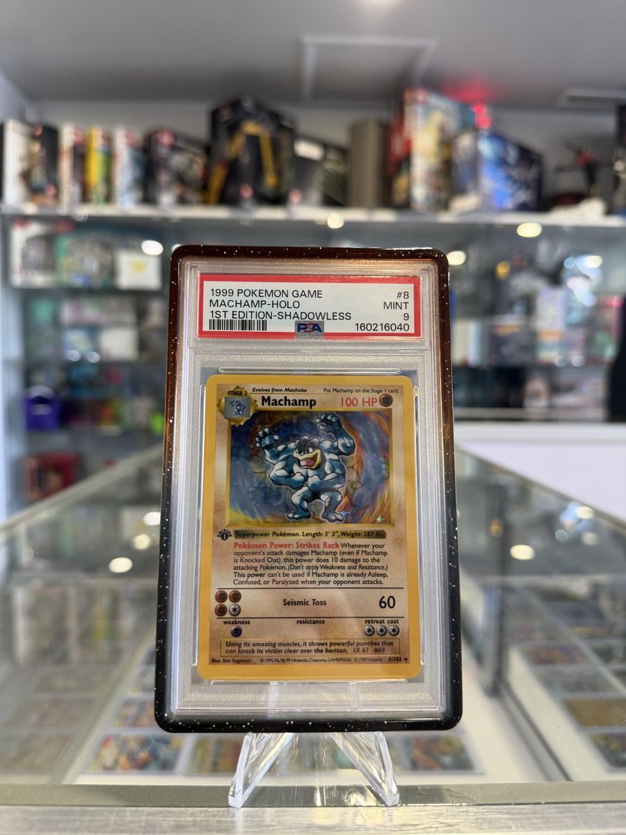 Machamp 8/102 - PSA 9 - 1st Edition Shadowless Base Set Pokémon Card - WOTC 1999