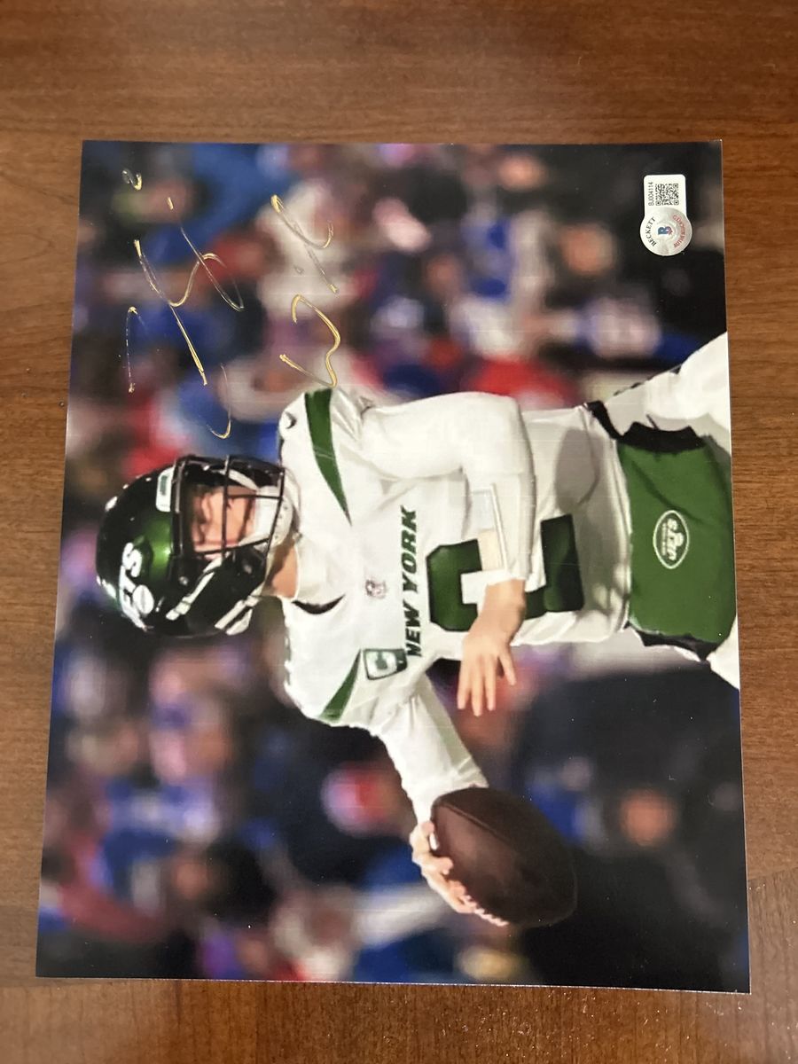 Zach Wilson Autograph BYU Autograph COA 8x10 Photo