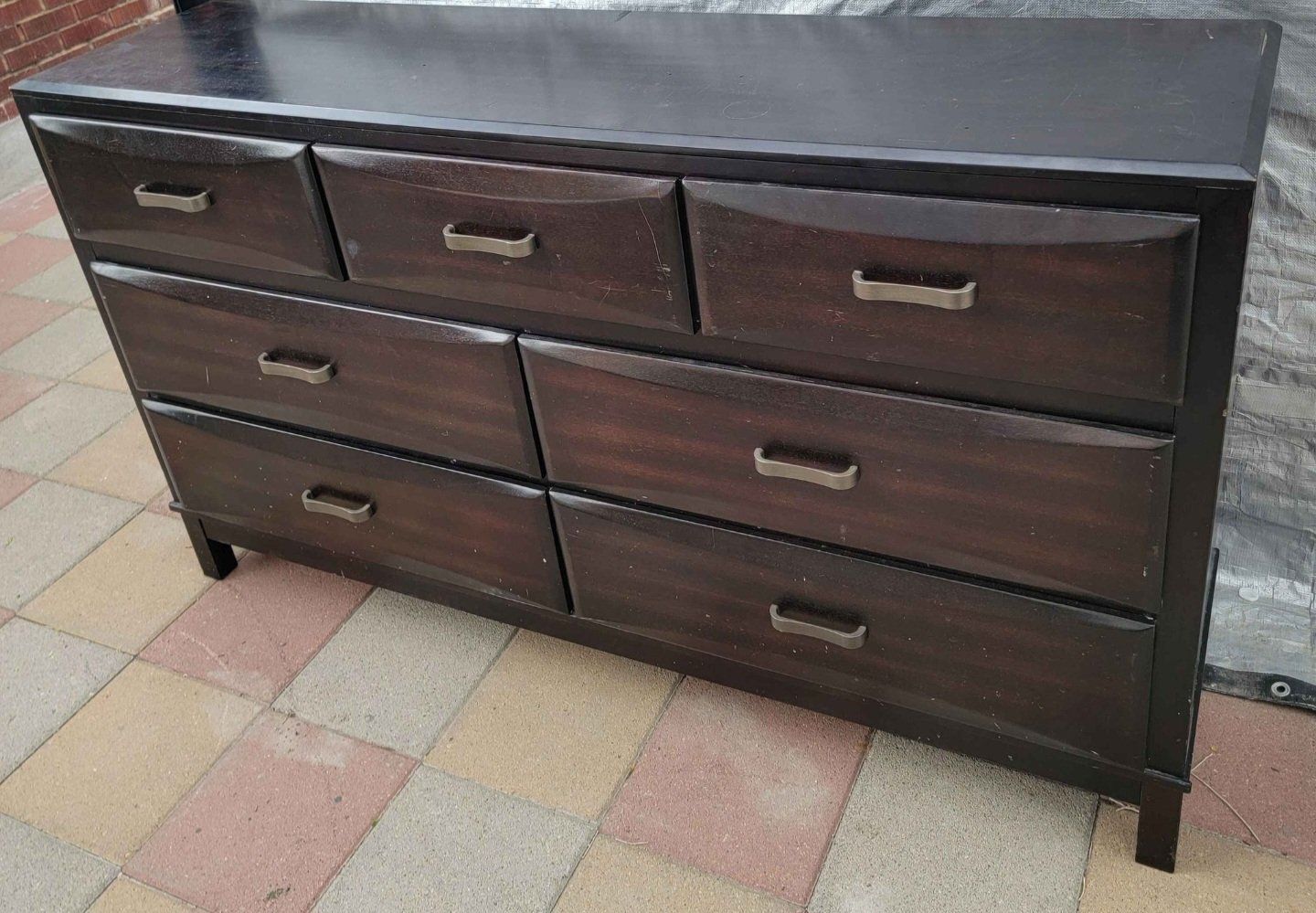 Main image 2