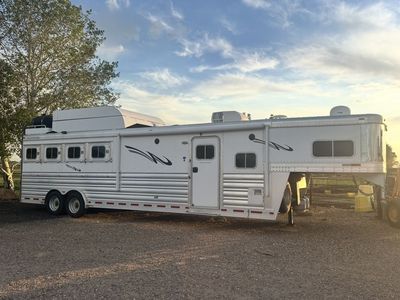 2015 Platinum Compass 4-Horse LQ Trailer