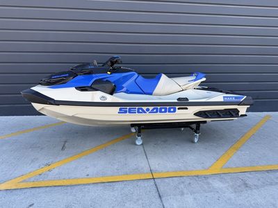 2026 Sea-Doo Wake™ Pro 230