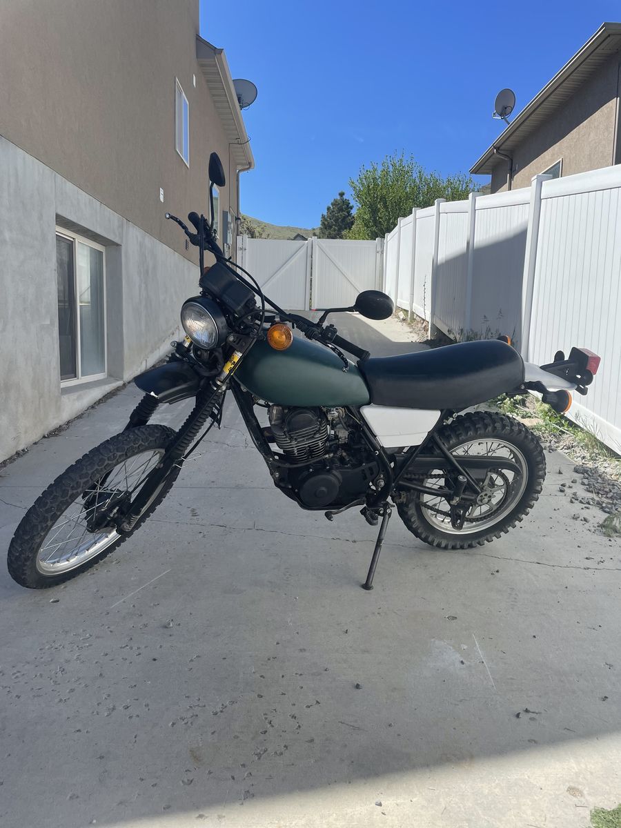 Yamaha xt250 Dirt Bike