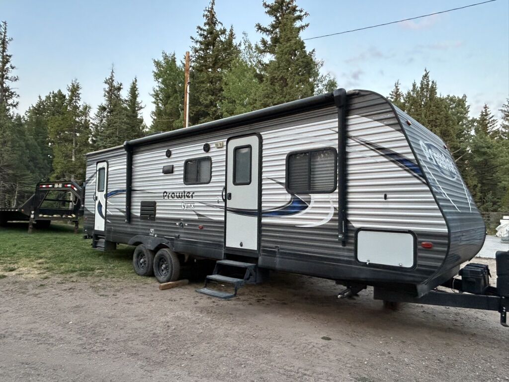 Camp Trailer