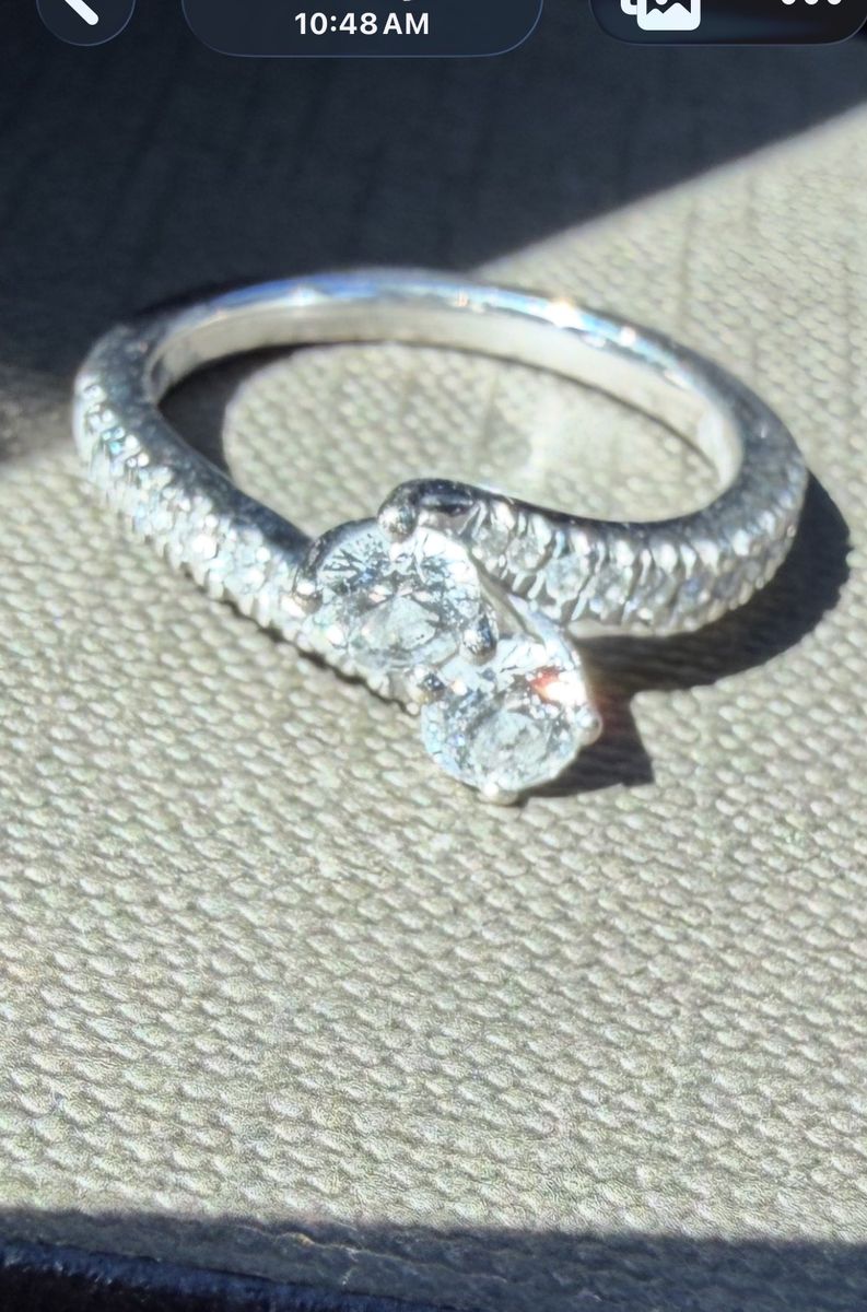Jared Ever Us 14K White Gold Two-Stone Diamond Ring, Size 7, Lifetime Guarantee