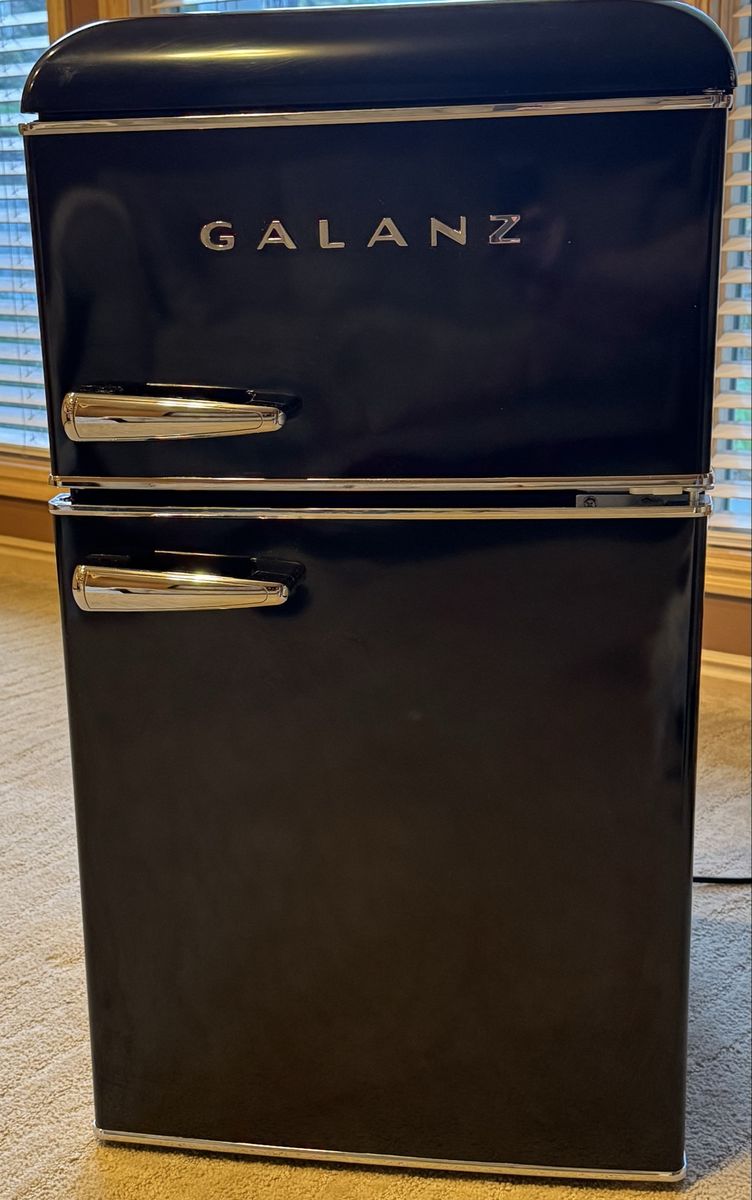 Galanz Retro Compact Refrigerator Black 2-Door Mini Fridge