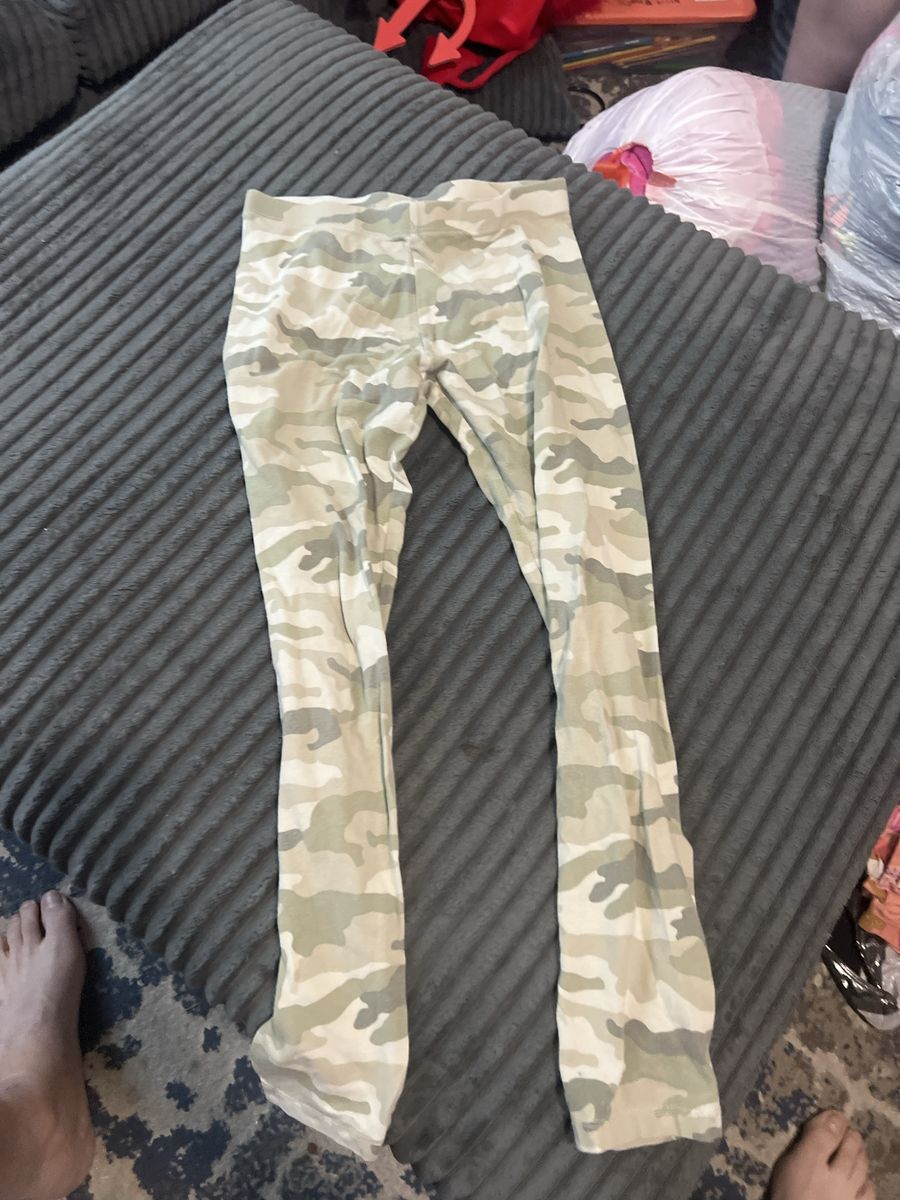 Cat & Jack Green Camouflage Leggings Size L 10/12
