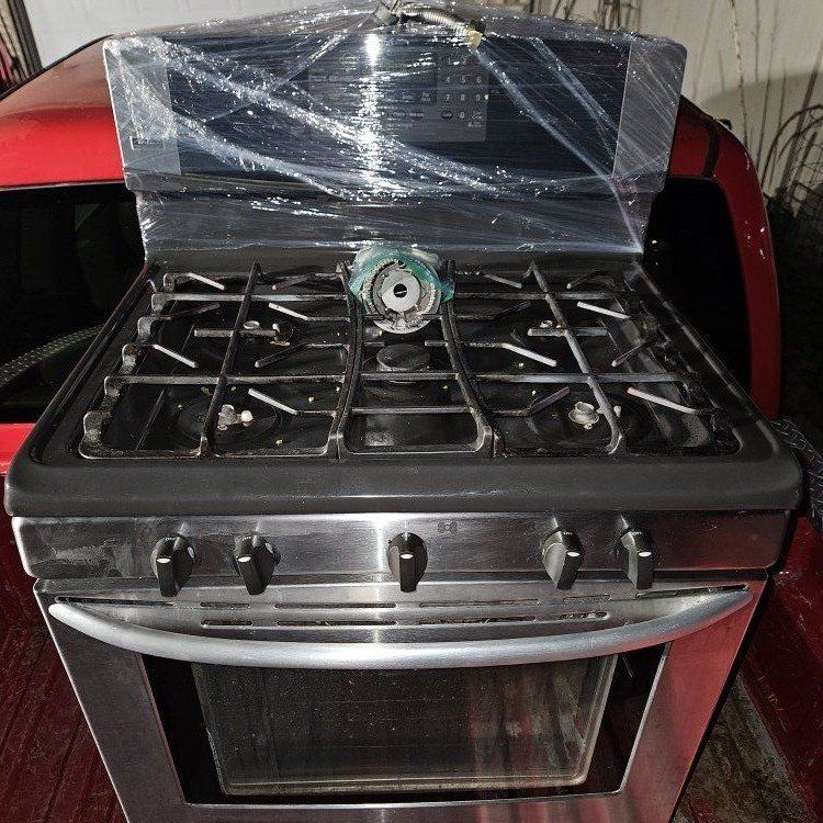 Kenmore Elite Gas Stove, Scrap Meta