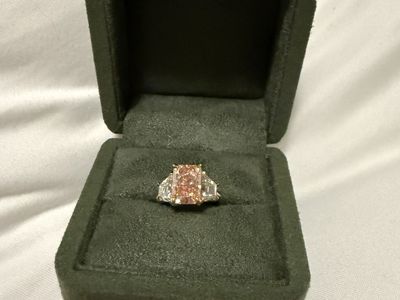 Stunning 6ct Total Weight Pink & White Diamond Ring, 5ct Center Pink Diamond, Never Worn