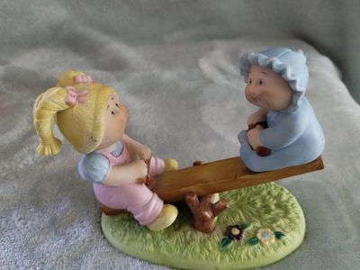 Vintage 1984 Cabbage Patch Kids See-Saw Figurine O.A.A. Inc. '84 Edition Ceramic Collectible