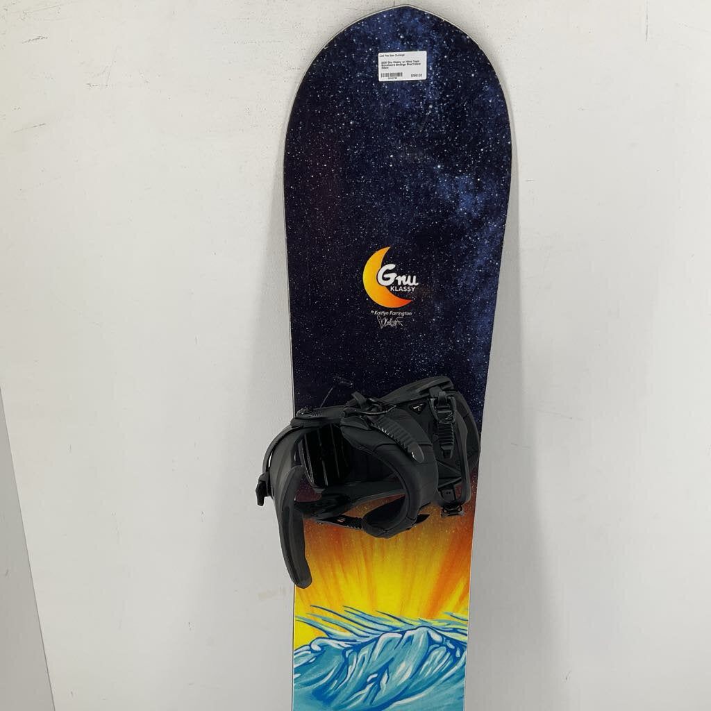 2020 Gnu Klassy w/ Nitro Team Snowboard Bindings